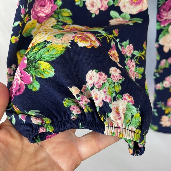 Neiman Marcus Navy Blue Floral Long Sleeve V-Neck Romper - Size Large - Picture 7 of 14